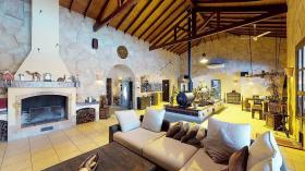 Casa Romi - Luxe Property in Paraguay