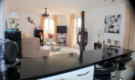 For sale magnificent house in immaculate condition with swimming pool