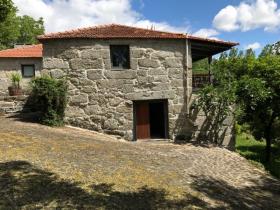 Quinta da Costeira typical farm for sale