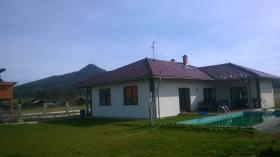 Holiday Home L-Bungalow with swimming pool
