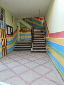 Private education school in the city center