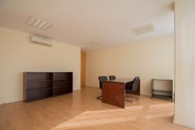 For sale whole floor of offices fully installed and furnished