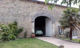 Beautiful property completely renovated with taste and quality services