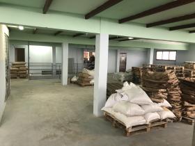 Multi-functional business space for various purposes