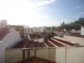 Sale building in downtown Alcobaça