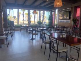 Established restaurant on seafront for sale