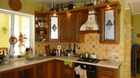 I sell my cozy, warm house in the center of Boryspil near the church