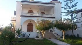 Beautiful villa for sale located 10 minutes from Port El Kantaoui