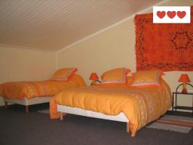 Charentaise house with character for sale