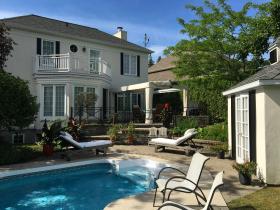 Cottage style house 2 floors plus basement with separate entrance