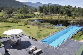 A Unique Family Country House with Unprecedented Style