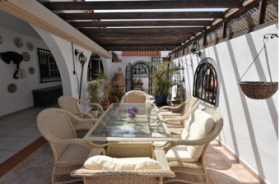 Great Luxury Villa in Las Moraditas with plot 5.000 m2