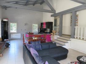 Villa for sale in the heart of Ardeche