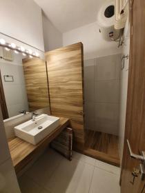 Fully refurbished apartment located near Acropolis