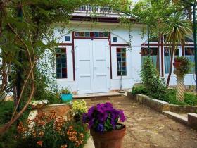 I sell my own villa in the south of Italy