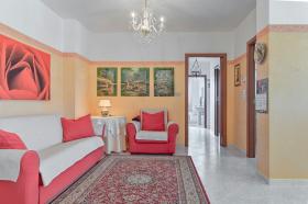 Luxury apartment for sale in the tourist center of the Adriatic Sea